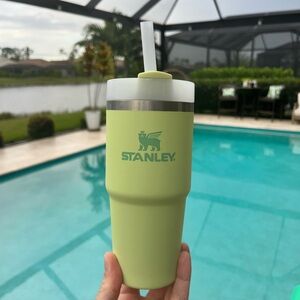 Stanley Refreshing Green Travel Mug
